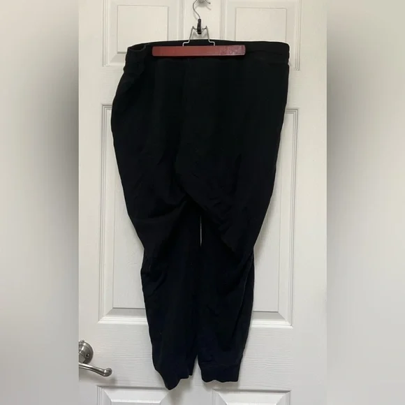 Black Joggers 🐈‍⬛ - Picture 4 of 6